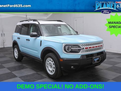New 2025 Ford Bronco Sport Heritage w/ Convenience Package AWD/4WD image 1