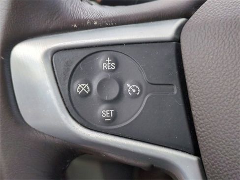 Used 2018 GMC Acadia SLT image 26