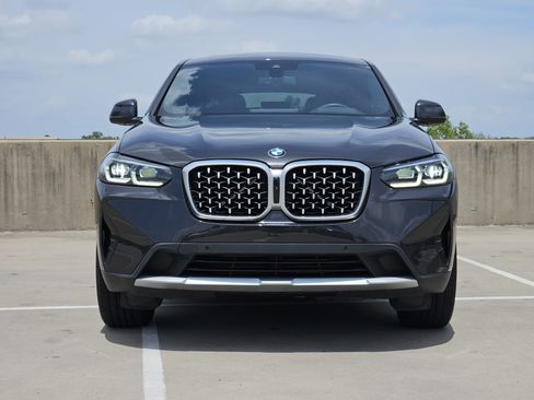 Used 2024 BMW X4 xDrive30i w/ Parking Assistance Package AWD/4WD image 11
