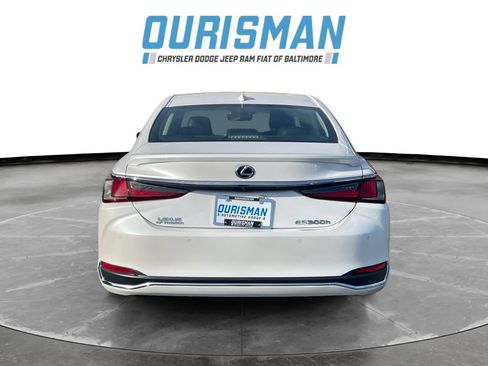 Used 2022 Lexus ES 300h 300h Luxury image 5