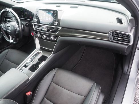 Used 2022 Honda Accord Sport image 25