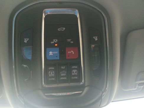 Used 2023 Jeep Grand Cherokee Limited w/ Trailer Tow Prep Group (B) image 29