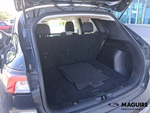 Used 2022 Ford Escape SE w/ Cold Weather Package AWD/4WD image 12