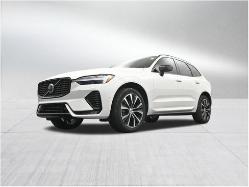 Used 2024 Volvo XC60 B5 Plus w/ Climate Package AWD/4WD image 22