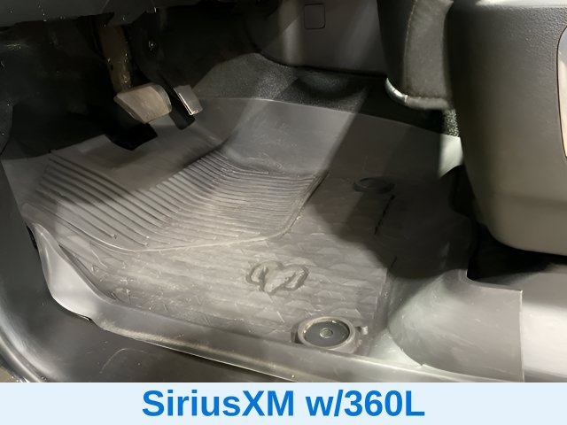 Used 2023 RAM 1500 Laramie AWD/4WD image 15