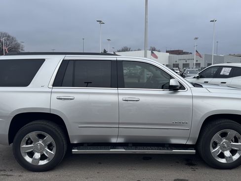 Used 2017 Chevrolet Tahoe LT w/ LT Signature Package image 10