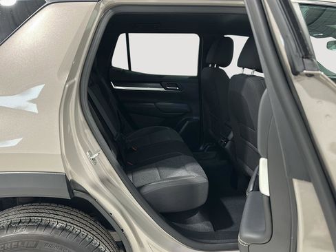 Used 2025 GMC Terrain Elevation image 25