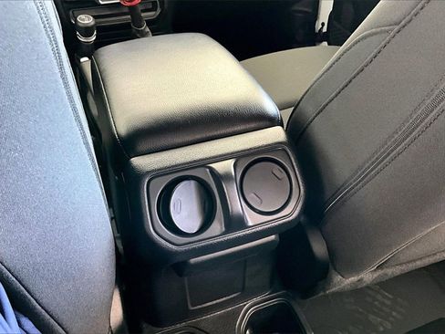 Used 2022 Jeep Wrangler Sport image 10