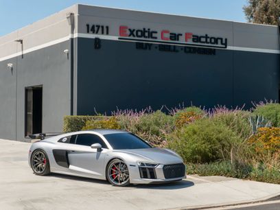 Used 2017 Audi R8 V10 w/ Carbon Exterior Package