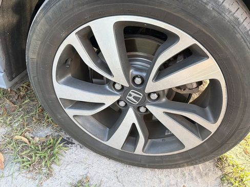 Used 2023 Honda Odyssey Touring image 7