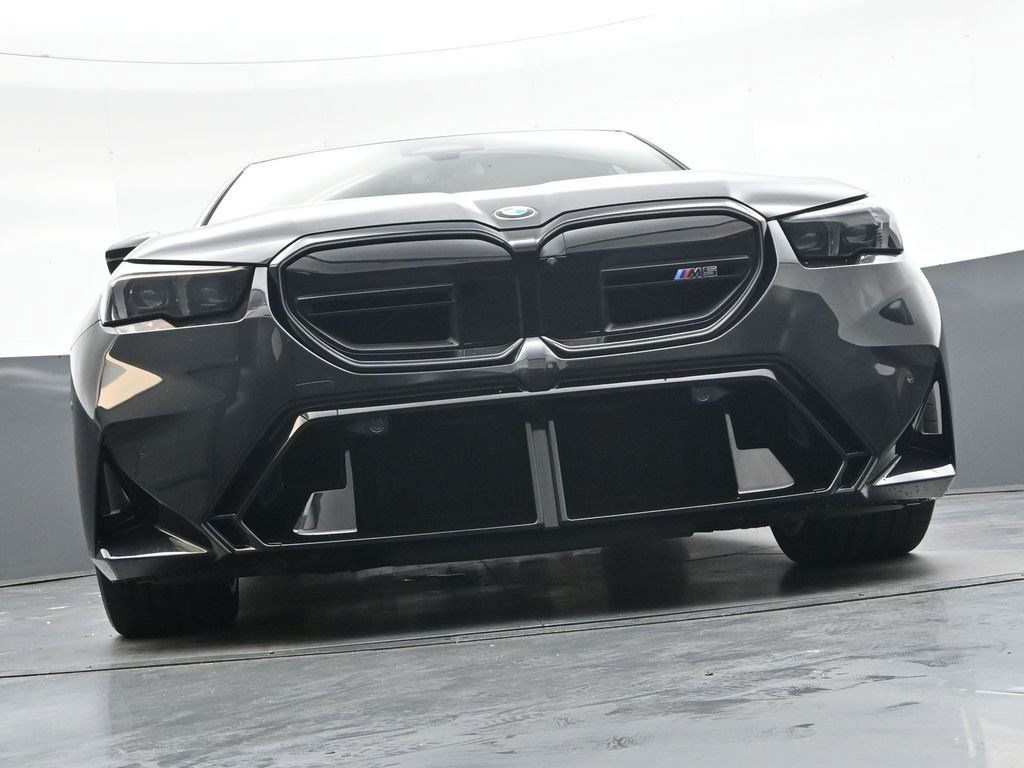 Used 2026 BMW M5 w/ Executive Package AWD/4WD image 40