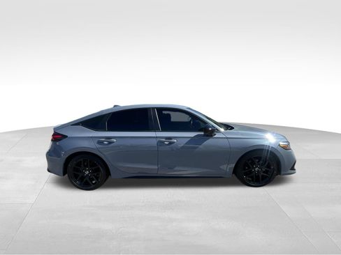Used 2024 Honda Civic Sport image 4