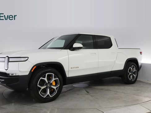 Used 2022 Rivian R1T Adventure image 15