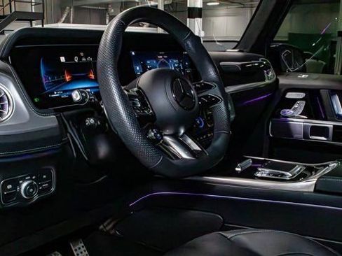 Used 2025 Mercedes-Benz G 63 AMG 4MATIC image 5