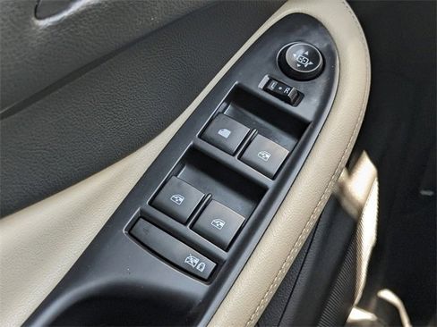 Used 2020 Buick Envision Essence image 22