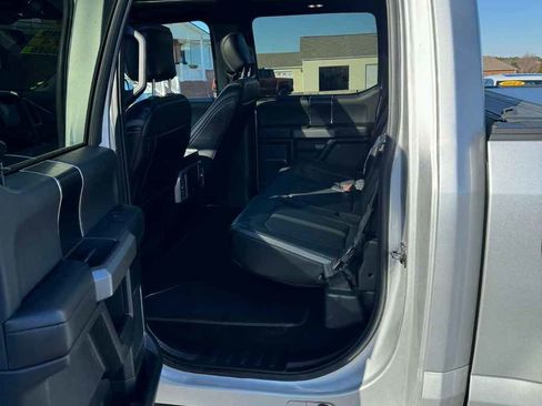 Used 2019 Ford F150 Platinum w/ Equipment Group 701A Luxury image 11