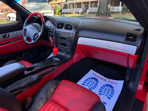 Used 2004 Ford Thunderbird image 58