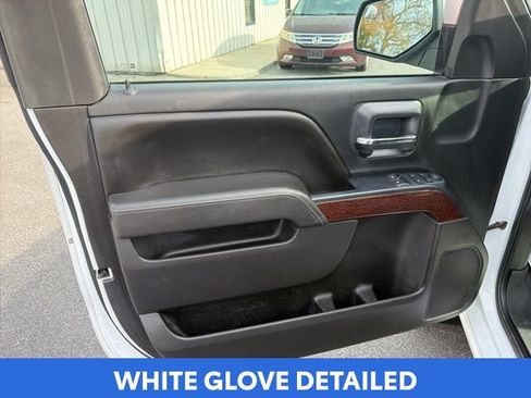 Used 2017 GMC Sierra 1500 SLE w/ SLE Preferred Package AWD/4WD image 17