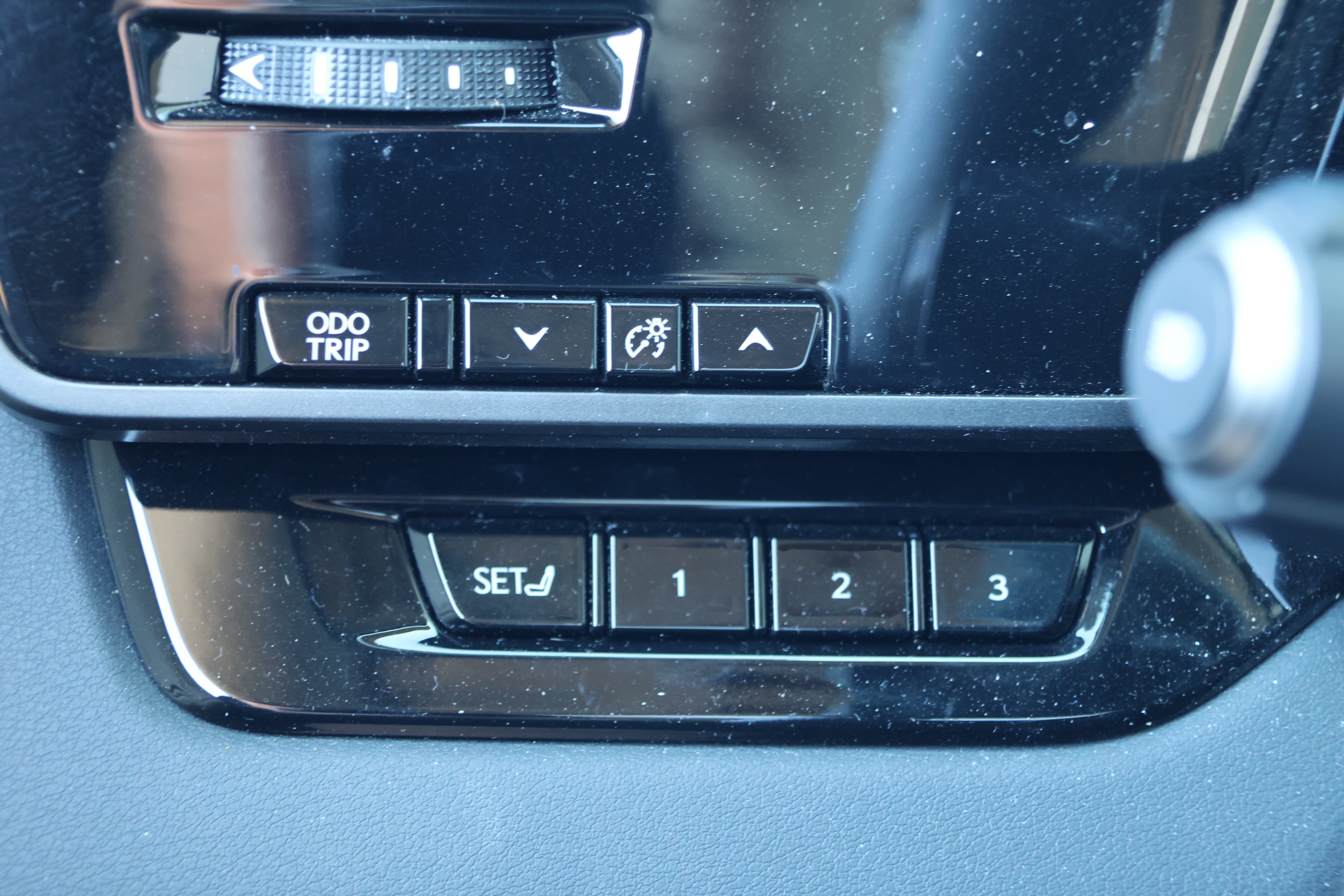 Certified 2024 Lexus RX 350 FWD w/ Convenience Package image 15