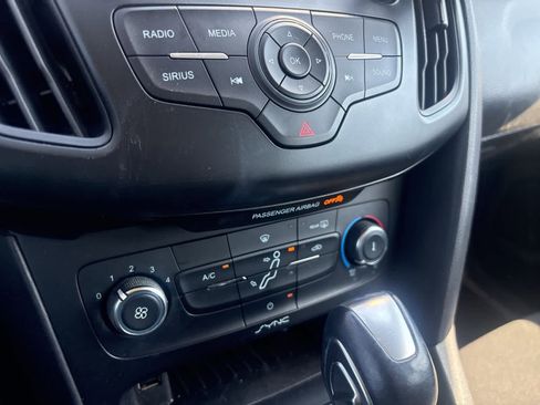 Used 2015 Ford Focus SE image 7