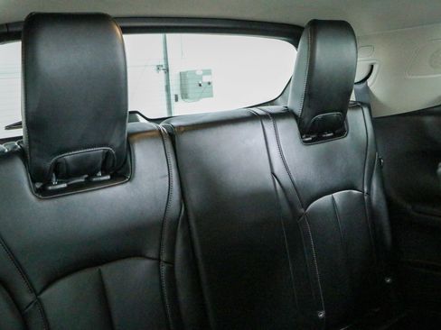 Used 2023 INFINITI QX60 Luxe w/ Cargo Package AWD/4WD image 30