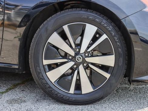 Used 2022 Nissan Altima 2.5 SV image 10