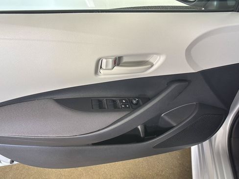 Used 2024 Toyota Corolla LE FWD image 27