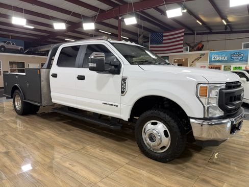 Used 2020 Ford F350 XL w/ Power Equipment Group AWD/4WD image 3
