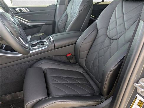 New 2026 BMW X5 sDrive40i image 4