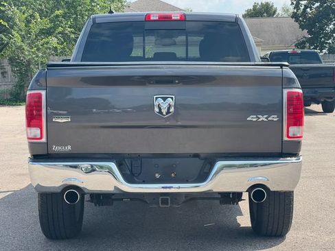 Used 2016 RAM 1500 Laramie AWD/4WD image 39