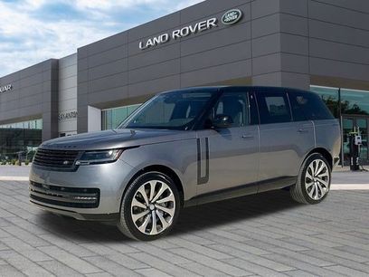 New 2025 Land Rover Range Rover Long Wheelbase SE