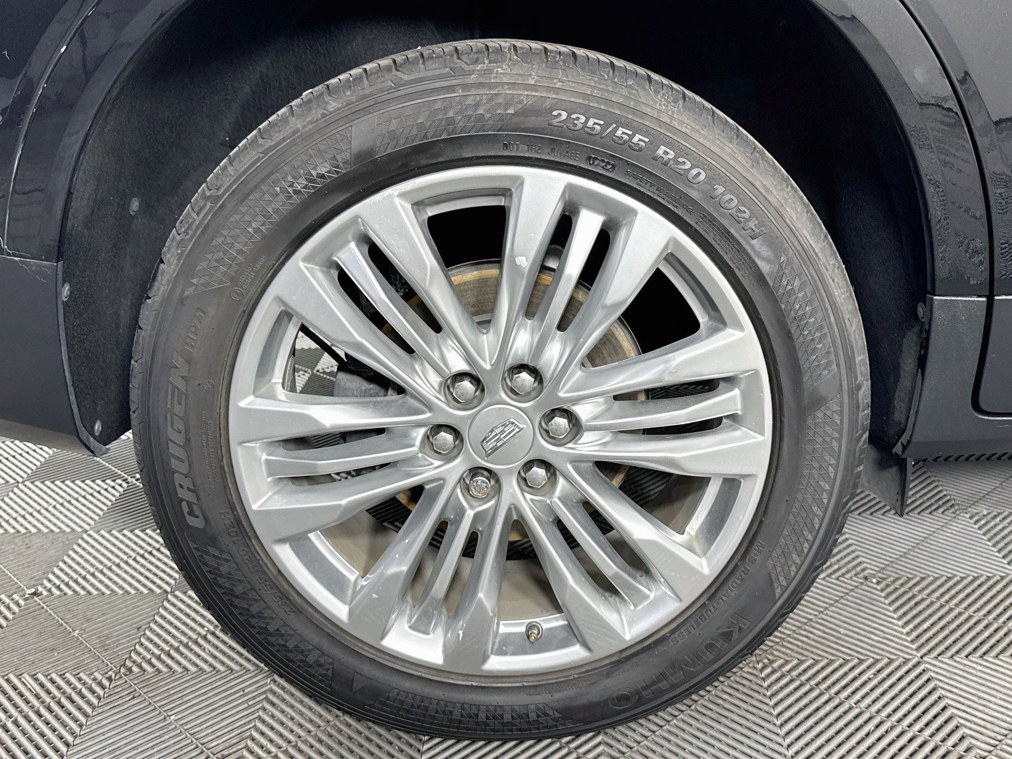 Used 2019 Cadillac XT5 Premium Luxury FWD image 31