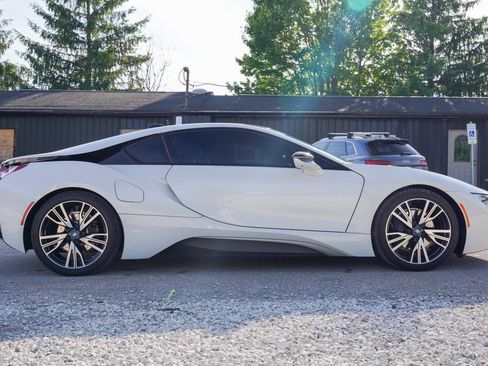 Used 2017 BMW i8 AWD/4WD image 9