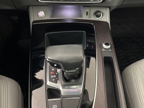 Certified 2022 Audi Q5 2.0T Premium Plus w/ Premium Plus Package image 26