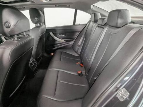 Used 2016 BMW 320i xDrive Sedan AWD/4WD image 18