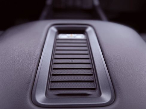 Used 2018 Chevrolet Silverado 1500 LT w/ All Star Edition image 39