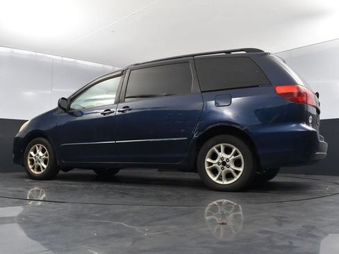 Used 2004 Toyota Sienna XLE FWD image 21