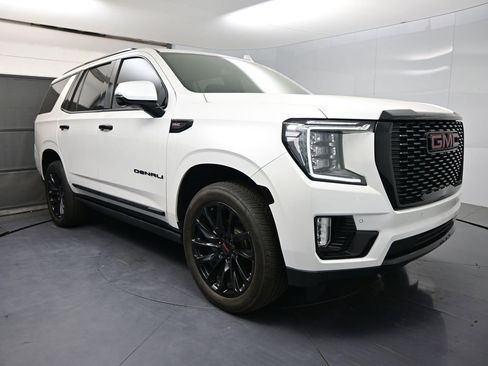 Used 2023 GMC Yukon Denali image 2