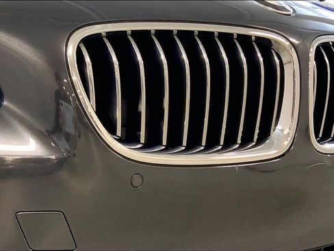 Used 2014 BMW 528i xDrive Sedan AWD/4WD image 32