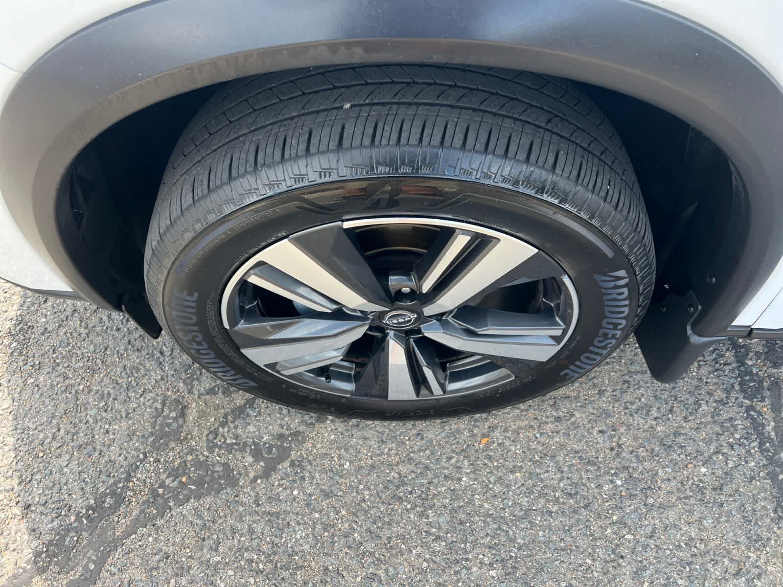 Certified 2024 Nissan Rogue SL AWD/4WD image 10