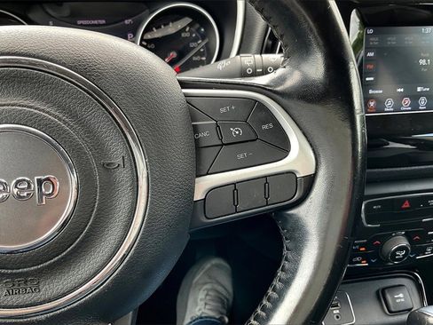 Used 2020 Jeep Compass Latitude image 18