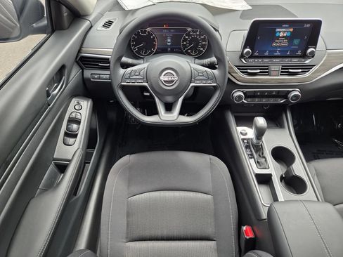 New 2026 Nissan Altima 2.5 SV AWD/4WD image 13
