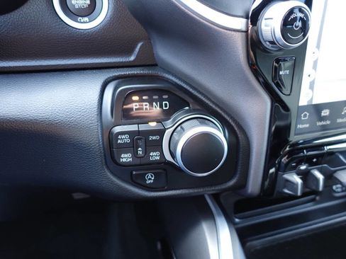 Used 2023 RAM 1500 Big Horn image 37