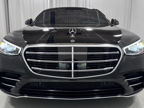 Certified 2023 Mercedes-Benz S 580 4MATIC Sedan image 3