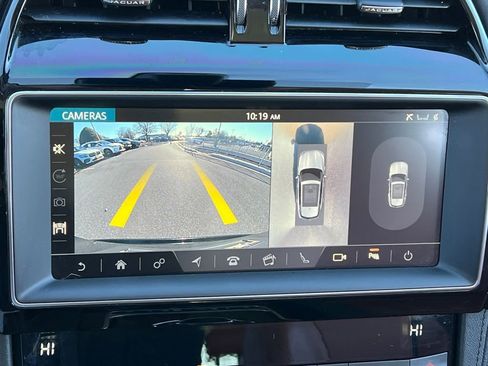 Used 2019 Jaguar F-PACE Portfolio image 20