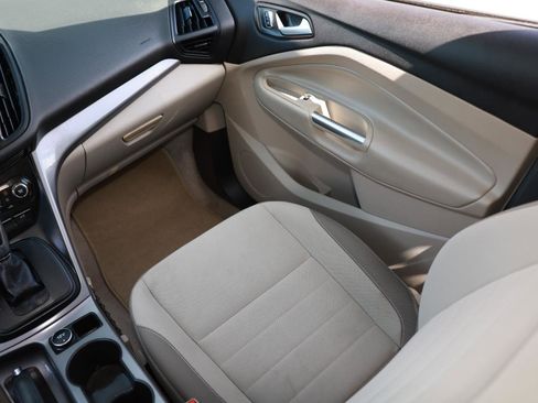 Used 2014 Ford Escape SE w/ Equipment Group 201A image 22