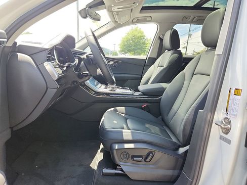 Used 2023 Audi Q7 2.0T Premium w/ Convenience Package AWD/4WD image 13
