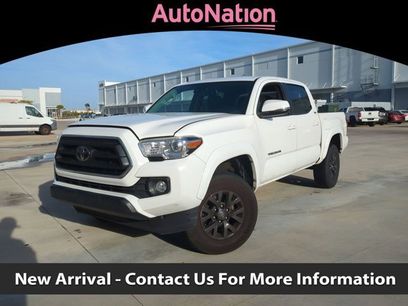 Used 2022 Toyota Tacoma SR5 w/ Technology Package