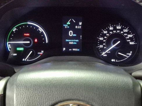 Certified 2023 Toyota Sienna XLE image 12