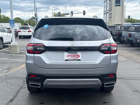 Certified 2024 Honda Pilot Elite image 10